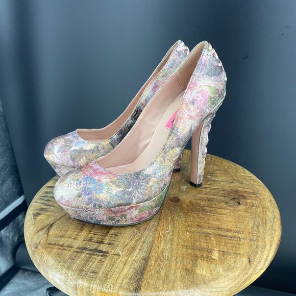 Betsey Johnson Floral Platform Heels - Picture 2 of 12